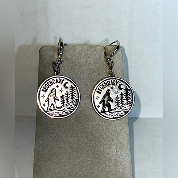 Handcrafted Super Cute Legendary Sasquatch Earrings - Picture 1 of 3